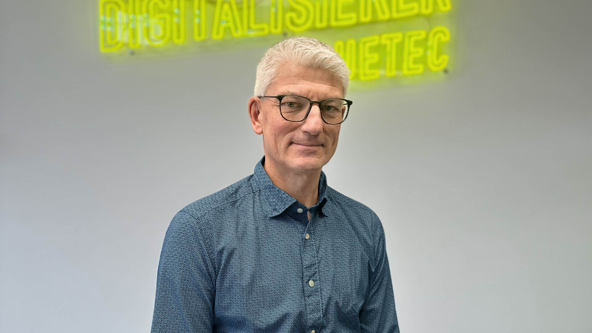 Portrait Titus Krauss, Head of Marketing and Sales bei cluetec